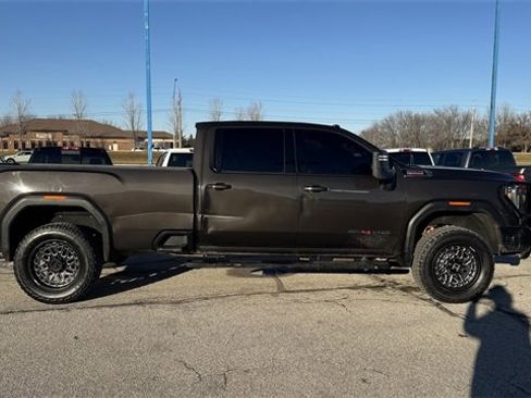 Used 2020 GMC Sierra 3500 AT4 w/ AT4 Premium Package image 9