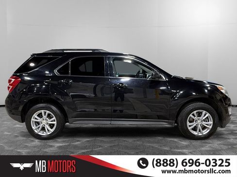 Used 2017 Chevrolet Equinox LT w/ Convenience Package image 2