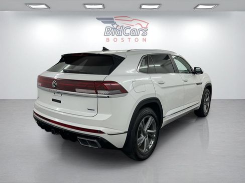 Used 2024 Volkswagen Atlas Cross Sport SEL R-Line AWD/4WD image 4