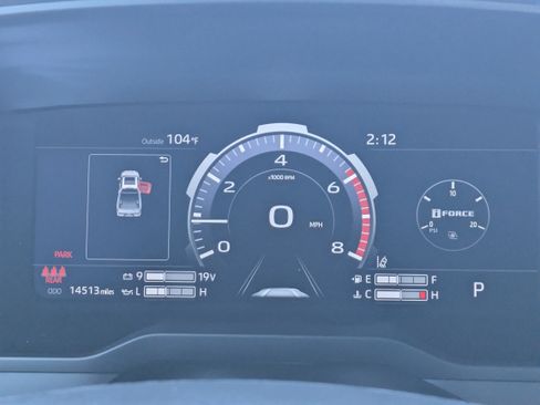 Used 2024 Toyota Tundra Platinum AWD/4WD image 29