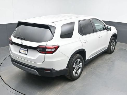 Used 2025 Honda Pilot EX-L image 41