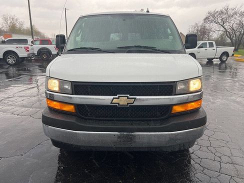 Used 2017 Chevrolet Express 3500 LT w/ LT Preferred Equipment Group image 9
