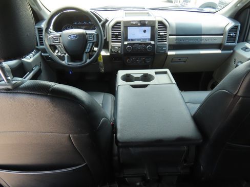 Used 2020 Ford F250 XL w/ STX Appearance Package AWD/4WD image 22