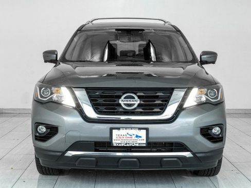 Used 2020 Nissan Pathfinder Platinum AWD/4WD image 3