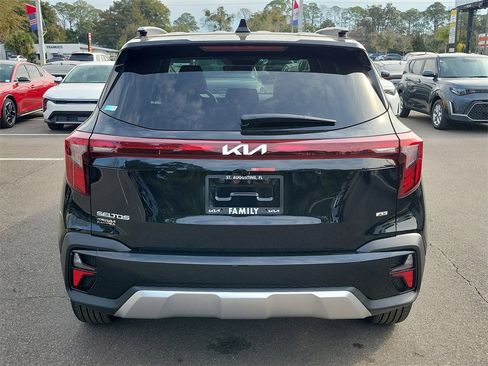 New 2026 Kia Seltos S image 5