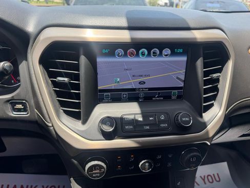 Used 2017 GMC Acadia Denali w/ Technology Package FWD image 12
