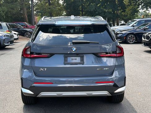 Used 2025 BMW X2 xDrive28i AWD/4WD image 10