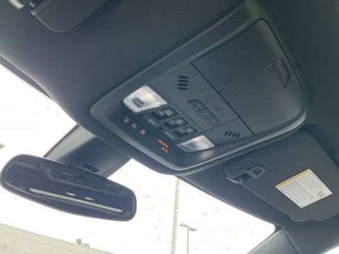 Used 2023 Buick Enclave Essence w/ Experience Buick Package image 19