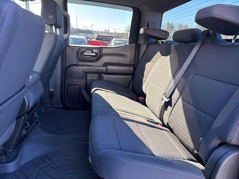 Used 2023 Chevrolet Silverado 1500 Custom image 22