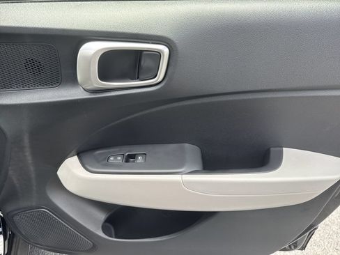New 2026 Hyundai Venue SEL FWD image 14
