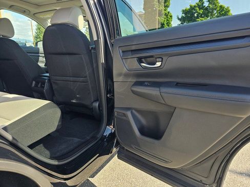 Used 2025 Honda CR-V EX image 14