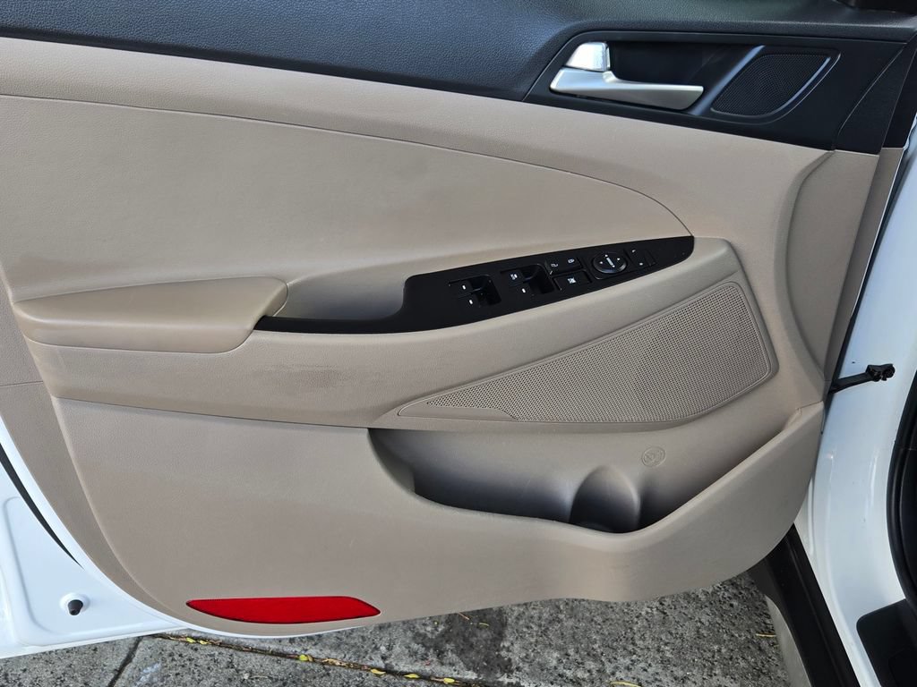 Used 2021 Hyundai Tucson SEL AWD/4WD image 10