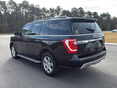 Used 2019 Ford Expedition XLT w/ Equipment Group 202A image 5