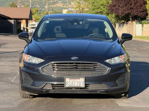Used 2020 Ford Fusion SE FWD image 8
