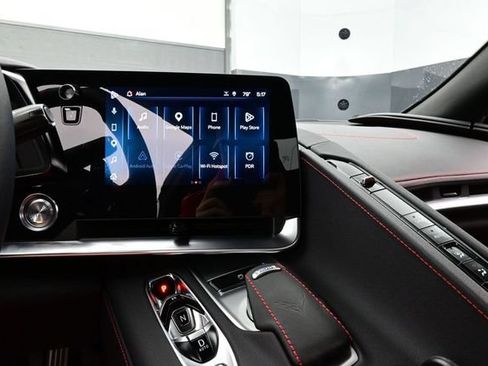 Used 2025 Chevrolet Corvette Z06 RWD image 10
