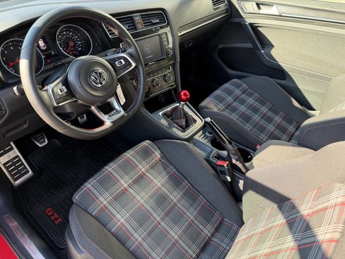Used 2016 Volkswagen GTI S image 17