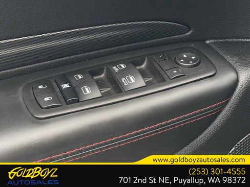 Used 2025 Dodge Durango R/T image 32