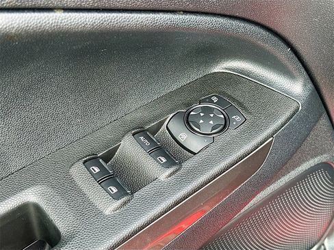 Used 2020 Ford EcoSport SE w/ SE Convenience Package image 18