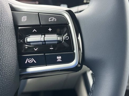 New 2026 Kia Carnival EX FWD image 30