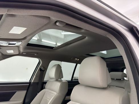 Used 2024 Hyundai Santa Fe Limited FWD image 24