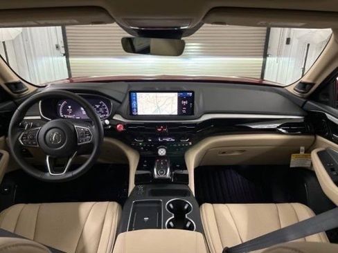 Used 2025 Acura MDX w/ Technology Package image 16