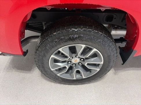 New 2026 Chevrolet Silverado 1500 LT AWD/4WD image 9