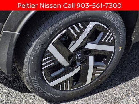 New 2026 Nissan Kicks SV w/ Cold Weather Package FWD image 5