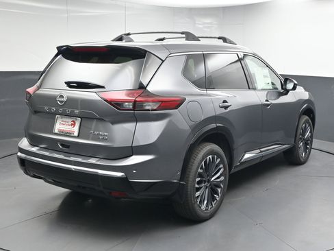 New 2026 Nissan Rogue Platinum w/ Platinum Premium Package image 8