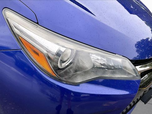 Used 2015 Toyota Camry SE FWD image 27