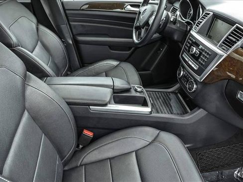 Used 2015 Mercedes-Benz ML 250 BlueTEC 4MATIC image 29