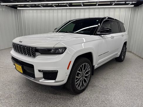 Used 2021 Jeep Grand Cherokee L Summit AWD/4WD image 3