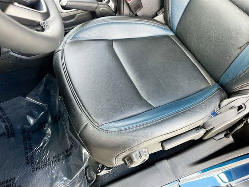 Used 2025 Jeep Wrangler Sport AWD/4WD image 18