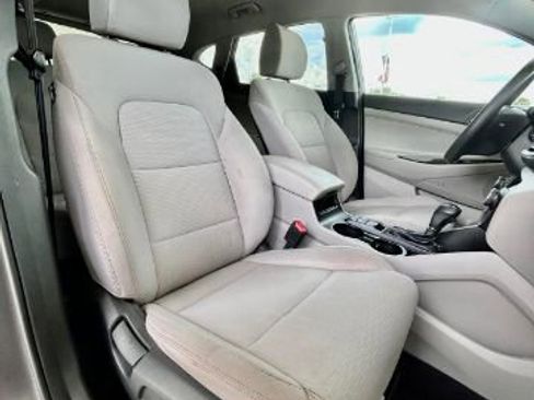 Used 2020 Hyundai Tucson Sport w/ Cargo Package image 9