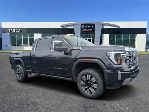 Used 2024 GMC Sierra 3500 Denali w/ Denali Reserve Package AWD/4WD image 1