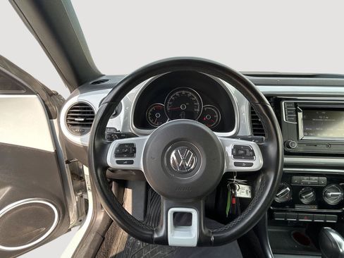 Used 2019 Volkswagen Beetle 2.0T S FWD image 12