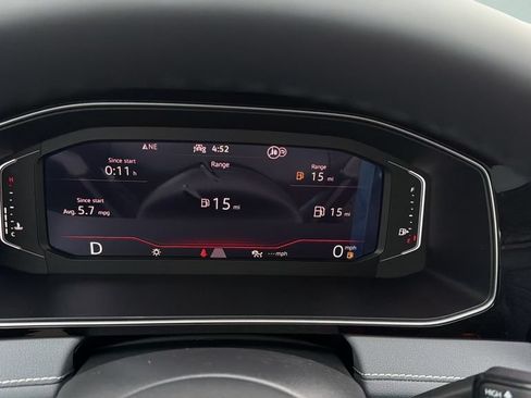 New 2026 Volkswagen Jetta SEL FWD image 32