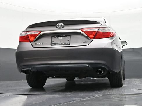 Used 2016 Toyota Camry SE FWD image 23