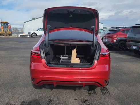 Used 2024 Jaguar XF R-Dynamic SE image 19