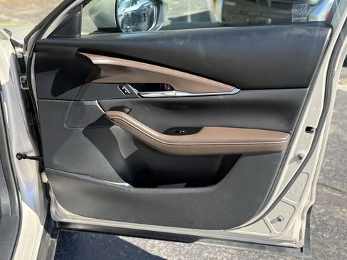 Used 2023 MAZDA CX-30 AWD 2.5 S w/ Premium Package image 21