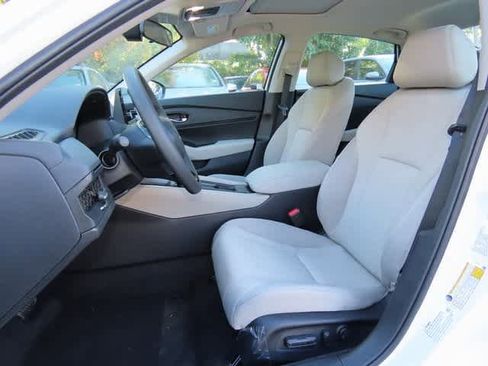 New 2025 Honda Accord SE image 11