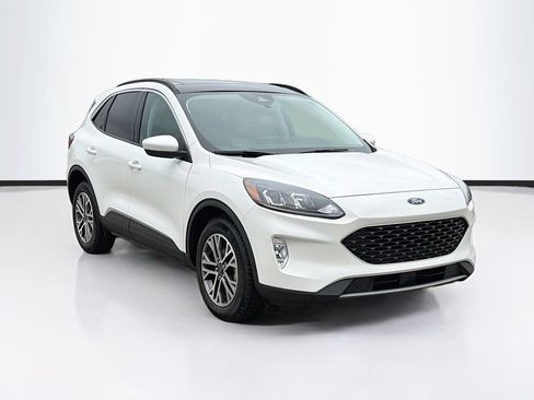 Used 2022 Ford Escape SEL w/ Technology Package AWD/4WD image 3