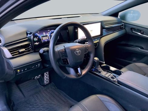 Used 2026 Toyota Camry XSE FWD image 17