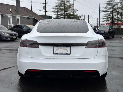 Used 2021 Tesla Model S Plaid image 7