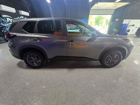 Used 2024 Nissan Rogue S AWD/4WD image 6