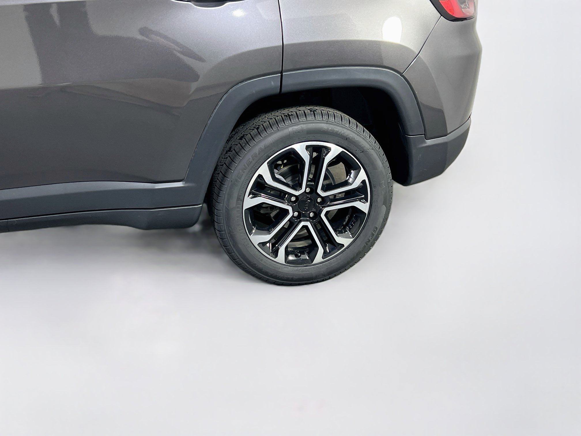Used 2023 Jeep Compass Limited AWD/4WD image 28