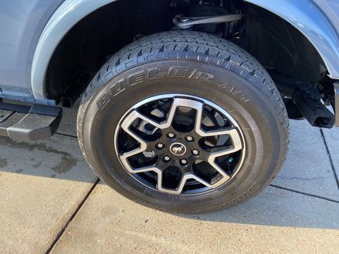 Used 2024 Ford Bronco Outer Banks AWD/4WD image 32