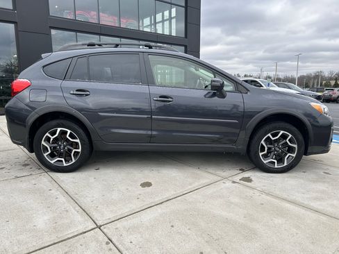 Used 2016 Subaru Crosstrek 2.0i Limited image 8
