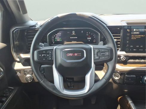 Used 2024 GMC Sierra 1500 Elevation AWD/4WD image 18