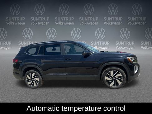Used 2025 Volkswagen Atlas SE FWD image 7