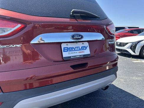 Used 2014 Ford Escape Titanium w/ Equipment Group 401A FWD image 13